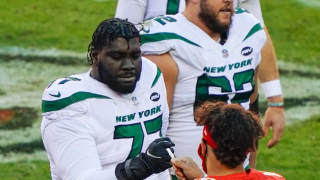 Jets' LT Mekhi Becton and Chiefs' QB Patrick Mahomes